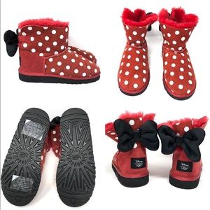 New Minnie Mouse Uggs
